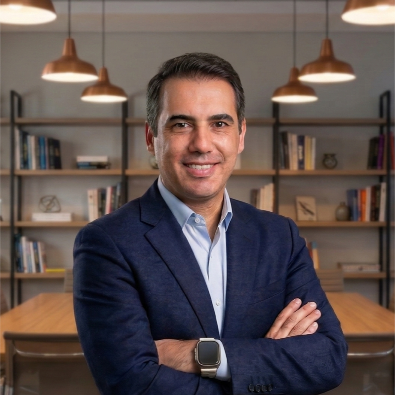 Roberto Calderon