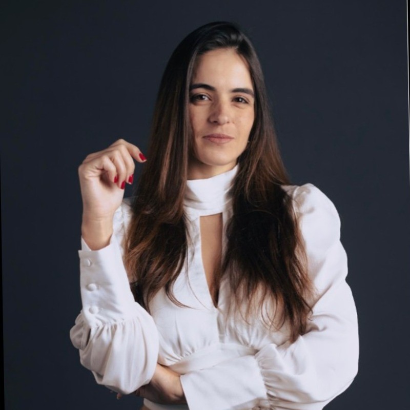 Ana Caroline Castro