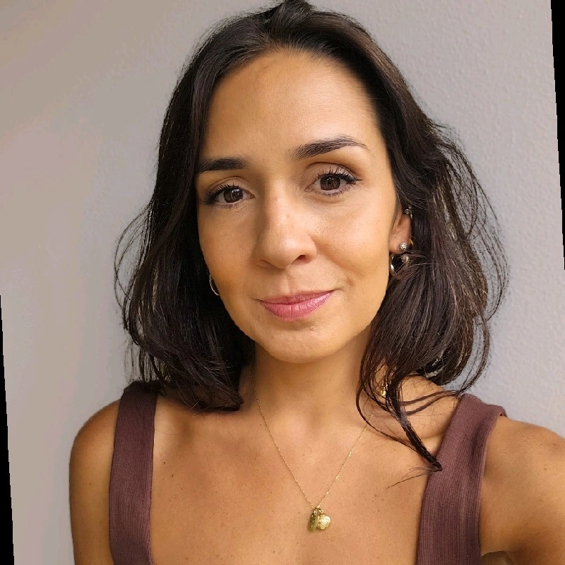 Priscila Tavares