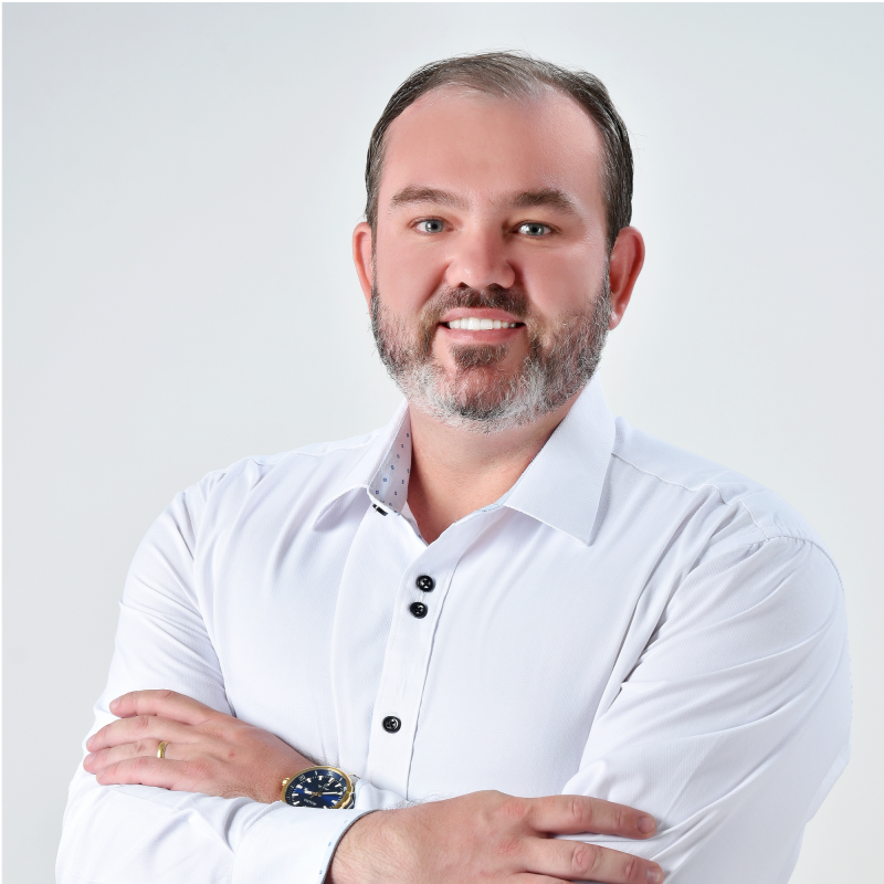 Nicholas Meira